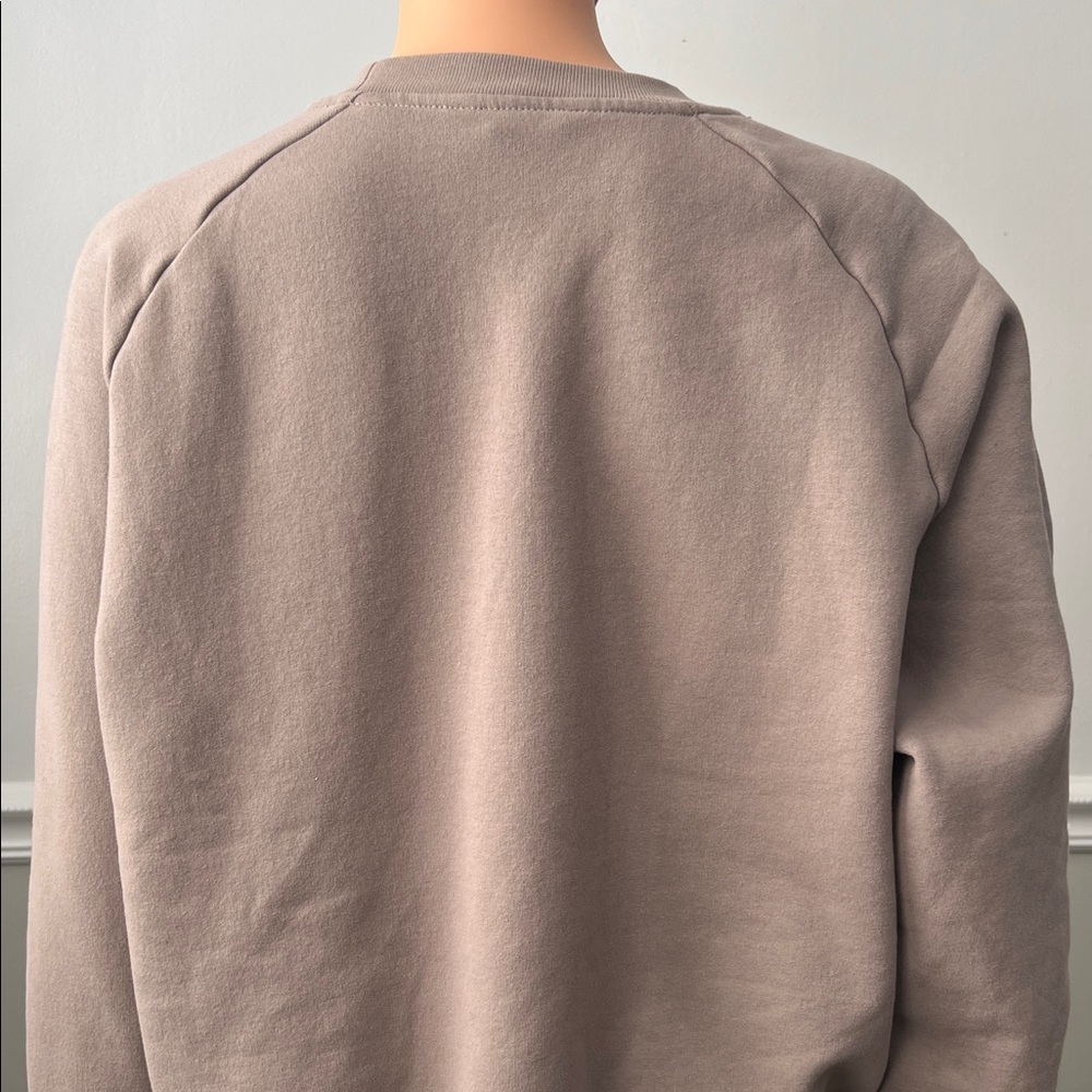 Athleta Easy Fleece Relaxed Crew
Sweatshirt - Picture 10 of 13